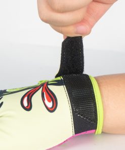 Modern Style Gloves in Reasonable Price Custom Logo Printed American Football Gloves Wholesale Best Gaelic Gloves